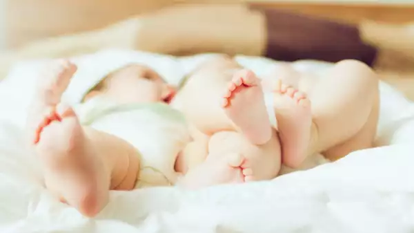 Couple Welcomes Twin Babies Amid Coronavirus Outbreak, Names Them 