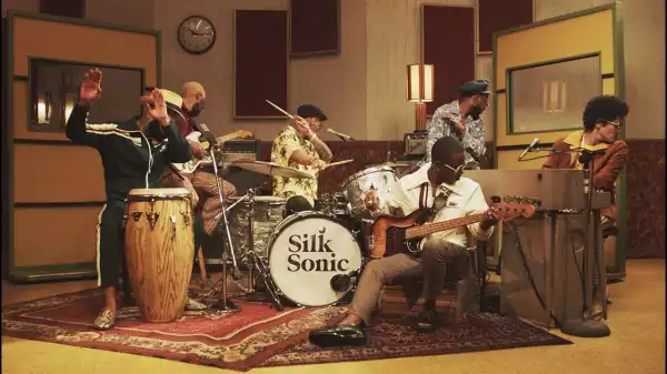 Silk Sonic - Leave The Door Open (Video)