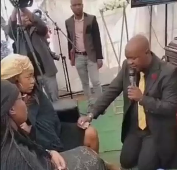 South African Man Goes Viral After He Proposed To His Girlfriend At Her Father