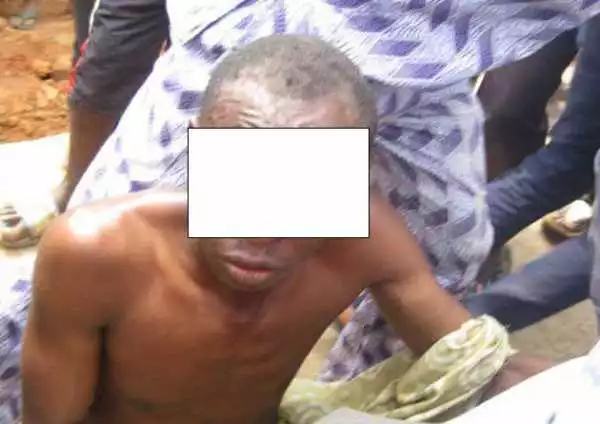 BUSTED!! Police Arrest Ritualist With Fresh Human Hands, Intestines and Skull In Ikorodu