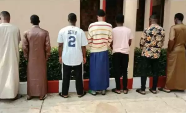 EFCC Arrests Corps Member, Yahoo Boys And Clerics They Hired At A Hotel (Photo)