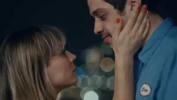 Meet Cute Trailer: Kaley Cuoco Uses Time-Travel to Date Pete Davidson