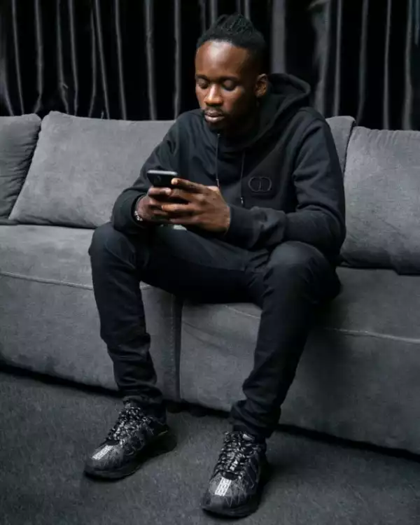 Mr Eazi Donates N5 million to African Students Stranded in Ukraine