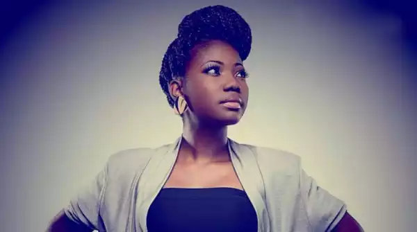 Nigerian Evangelist criticizes Gospel Singer Mercy Chinwo’s Dressing, calls it Seductive