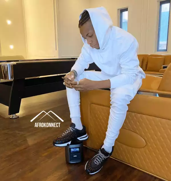 Just Trying To Reason What’s Going On In The Background – Fans React To This Video Of Tekno
