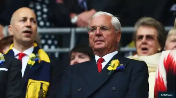 ITS OVER!! Arsenal Chairman Sir Chips Keswick Retires After 15 Years At Emirates Stadium