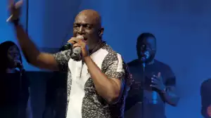 Sammie Okposo – Nigerian Worship Medley (LIVE) (Music Video)