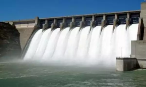 Blackout looms in Nigeria as Kainji Dam bursts [Video]