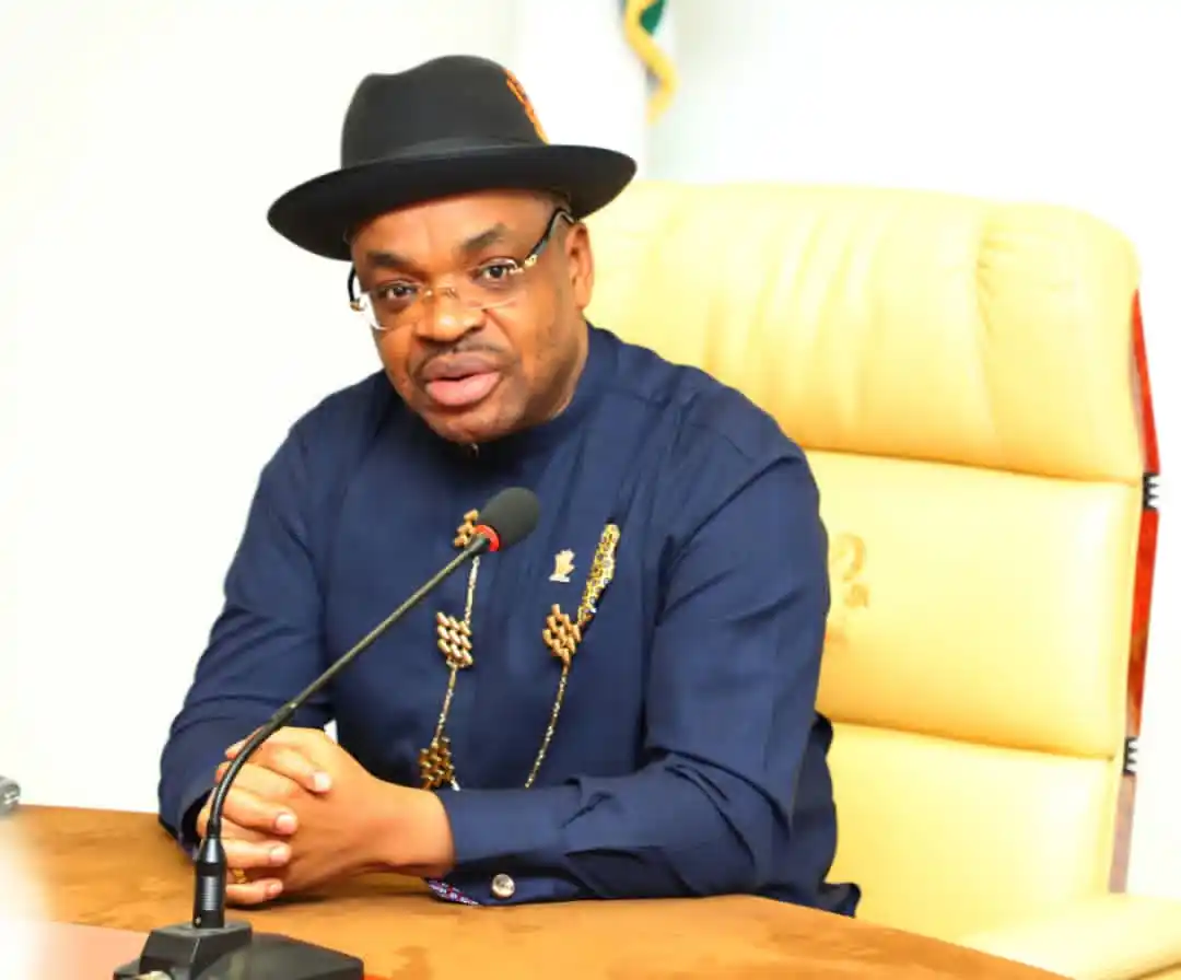 Governor Emmanuel Fetes Muslim Community With Food Items/cash