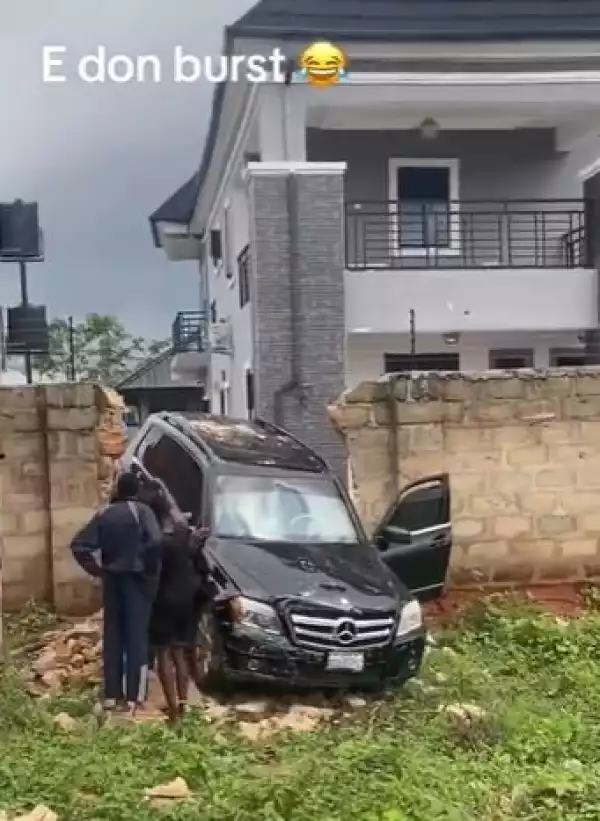 Man Rams Expensive SUV Into A Fence (Video)