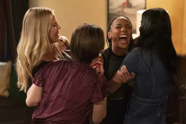 Sex Lives of College Girls Season 3 Adds New Series Regular to Cast