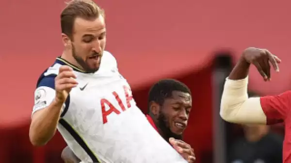 Carragher hopes Liverpool go for Tottenham striker Kane