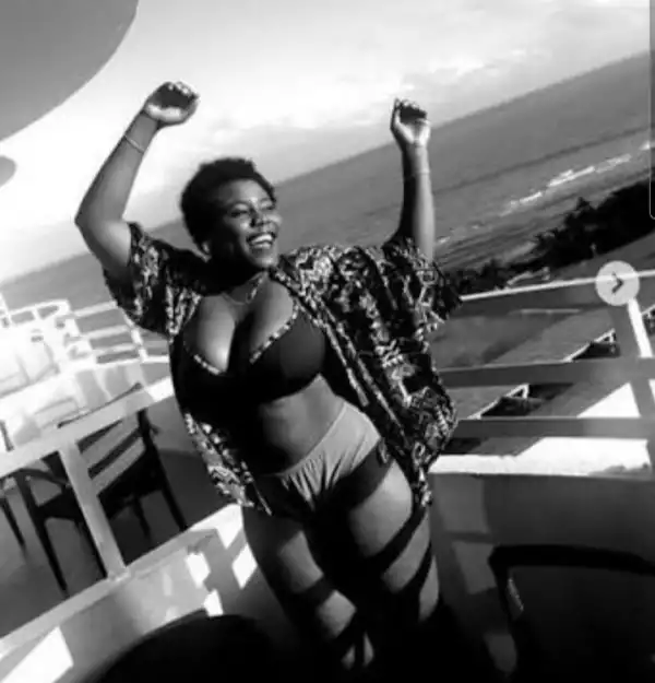 Teni shows off her slimmer curves as she rocks a two piece swim wear after losing weight