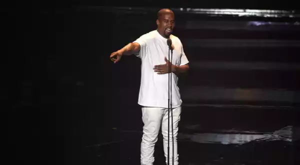 Kanye West Wins 4 Christian & Gospel Awards At "BBMAs"