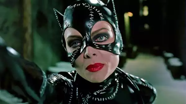 Batman Returns Screenwriter Reveals There Were 2 Very Different Plans for Catwoman Spin-off