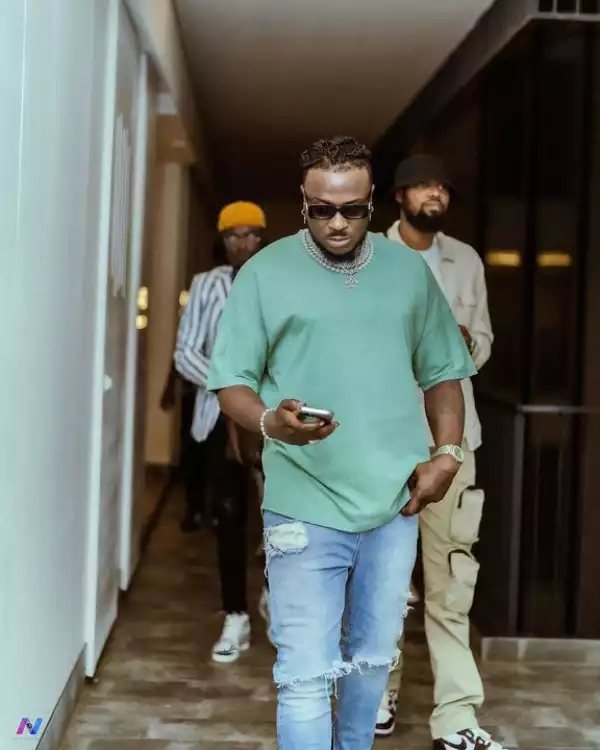 Peruzzi Buys Mercedes Benz GLE As Birthday Gift for Himself (Video)