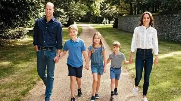 Prince William And Kate Middleton’s 2022 Christmas Card Revealed