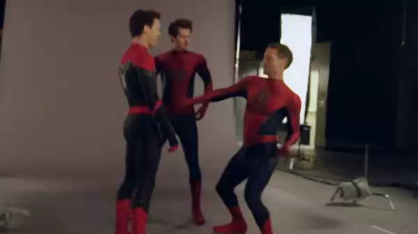 Tobey Maguire Dances With Tom Holland and Andrew Garfield in BTS Spider-Man: No Way Home Clip
