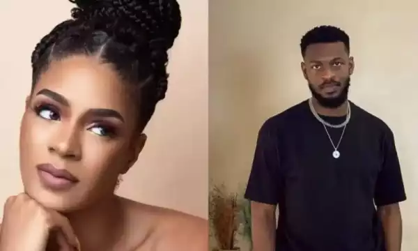 Adekunle Gathers Housemates To Sing For His Love Interest, Venita, Begs Her For Forgiveness (Video)