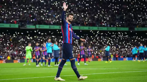 Gerard Pique delivers emotional farewell speech to Barcelona fans