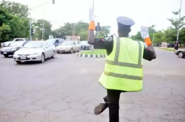 Commotion As Commercial Drivers Murder Traffic Warden In Oyo