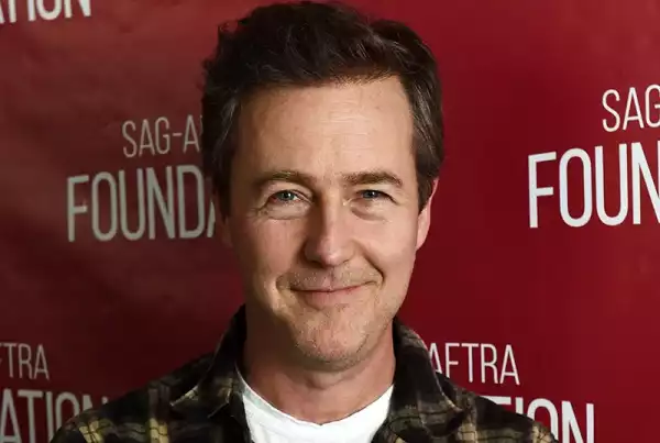 Edward Norton Joins Daniel Craig & Dave Bautista in Knives Out 2