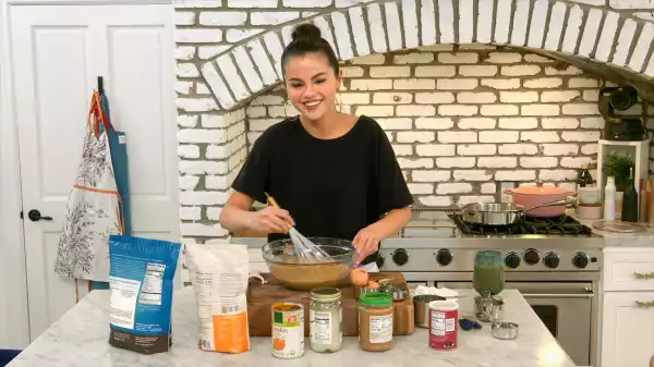 Selena + Chef Moves to the Food Network for Holiday Specials