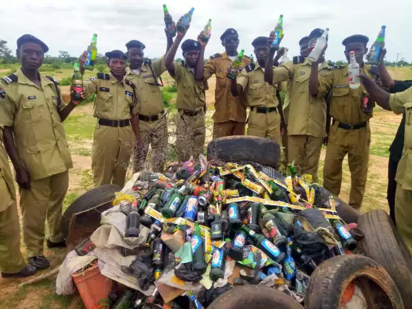 Hisbah Burns 5,550 Bottles Of Alcohol Worth N3.2m In Jigawa