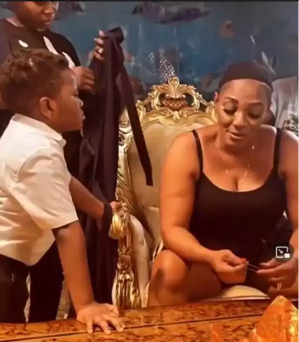 Actress Tina Mba Scolds Her Grandson After He Failed To Greet Her Co-stars On Movie Set (Video)