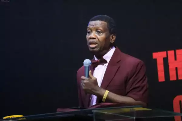 Pastor Adeboye reacts to US visa restrictions, says Nigeria has lost her glory
