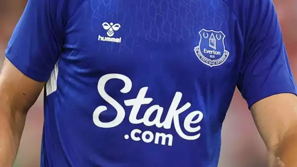 Premier League clubs to agree ban on shirt sponsorship by betting companies