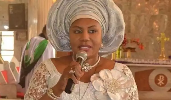 More Drama Unfolds As Ex-Governor Obiano’s Wife, Ebelechukwu, Slaps Bianca Ojukwu At Soludo’s Inauguration