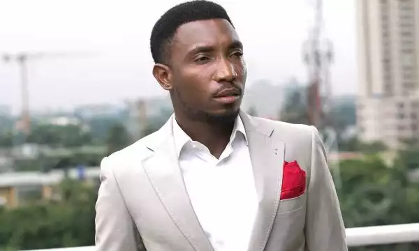 Timi Dakolo To Take Female Fan On Date After Shunning Her On First Meeting