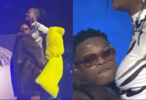 He Is Human - Tems Reacts To Wizkid Trying To Carry Her On Stage (Video)