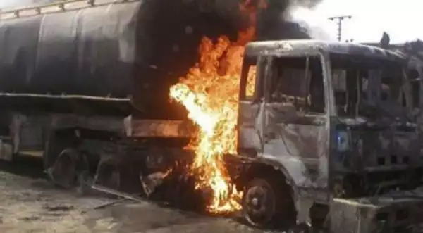 JUST IN!!! Two Vehicles Burnt As Petroleum Tanker Goes Aflame In Ibadan