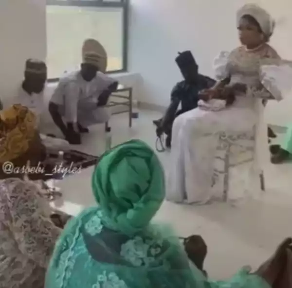 Religion Can Be Bought With Money - Nigerians React To Video Of Muslim Clerics Praying At Bobrisky’s N400M Mansion (Video)