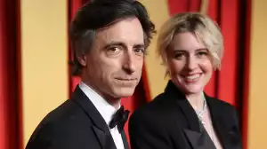 Greta Gerwig, Isla Fisher, and More Cast in Noah Baumbach’s New Netflix Movie