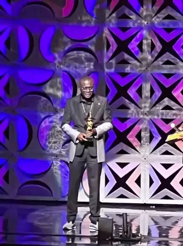 Who Ordered The Shooting At Lekki Toll Gate - Nigerians Slam Gov Sanwo-Olu Over Appearance At Headies Award (Video)