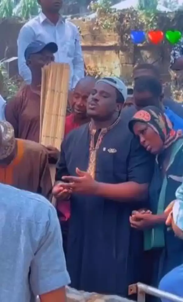 Video From the Funeral Rites Of Yoruba Actor, Kamal Adebayo