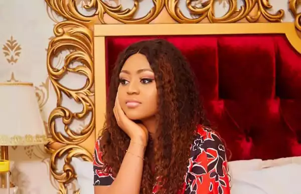 Regina Daniels Looking Charming As Fans Fans Gush Over Her New Photo