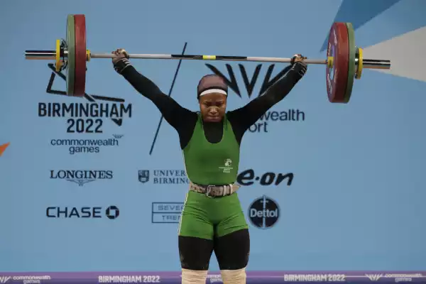 19-year-old Nigerian Weightlifter Wins Bronze At The Ongoing 2022 Commonwealth Games (Photo)