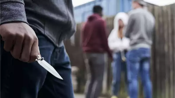 London College Student Robbed at Knifepoint by 8 Thugs for $93K in Bitcoin – Bitcoin News