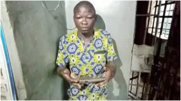 GOOD ONE!!! Police, Residents Arrest Gang Member During Robbery In Lagos