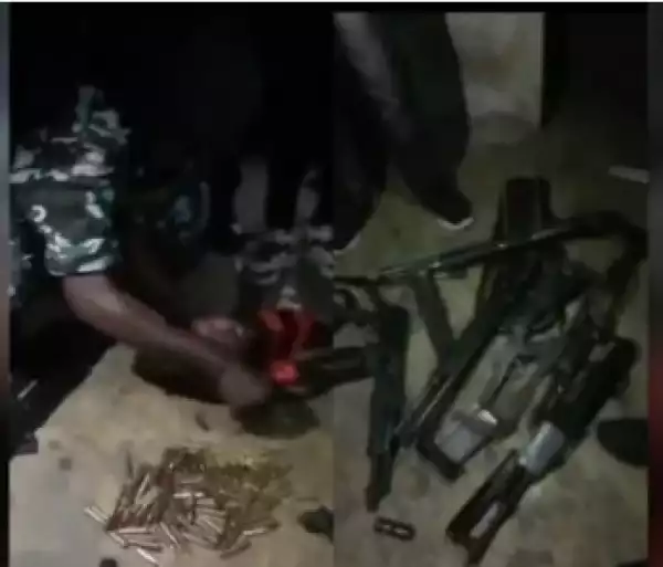 Drama As Nigeria Police Raid Bayelsa Community, Arrest Five Armed Youths, Recover Arms, Ammunition