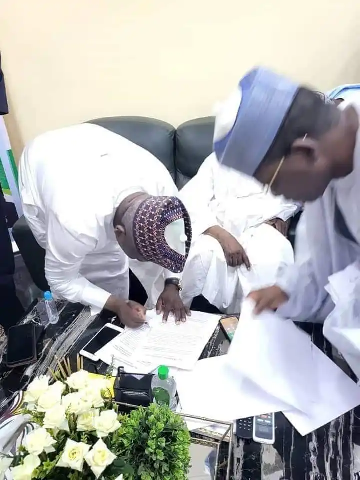 Matawalle And Yari Sign Peace Accord (Pictures)
