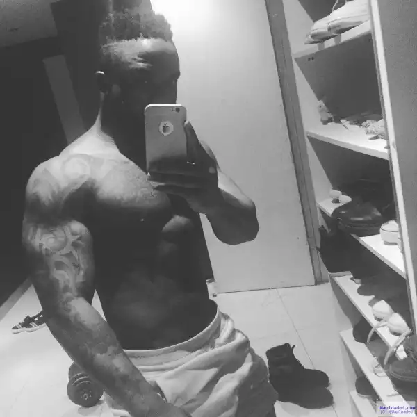 Photo: Iyanya Shows Off His Muscular Body And Shoe Closet